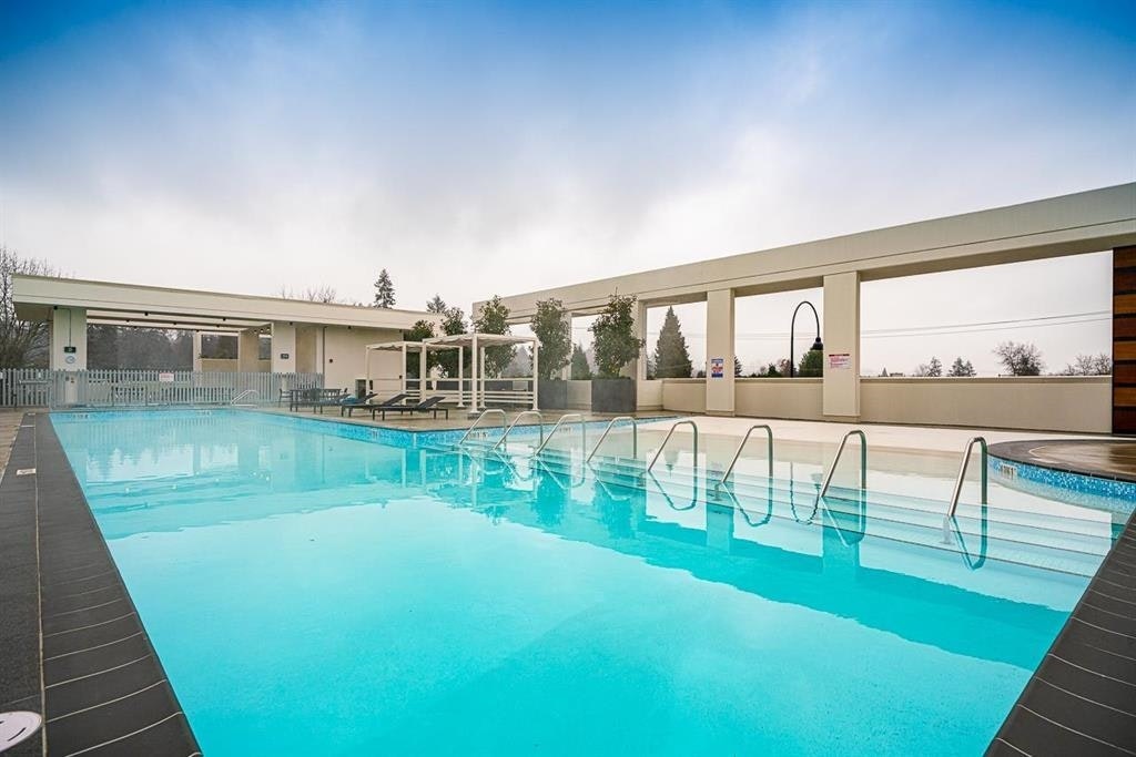 2025 Curling Road, North Vancouver, BC, V7P 0E1 - 39