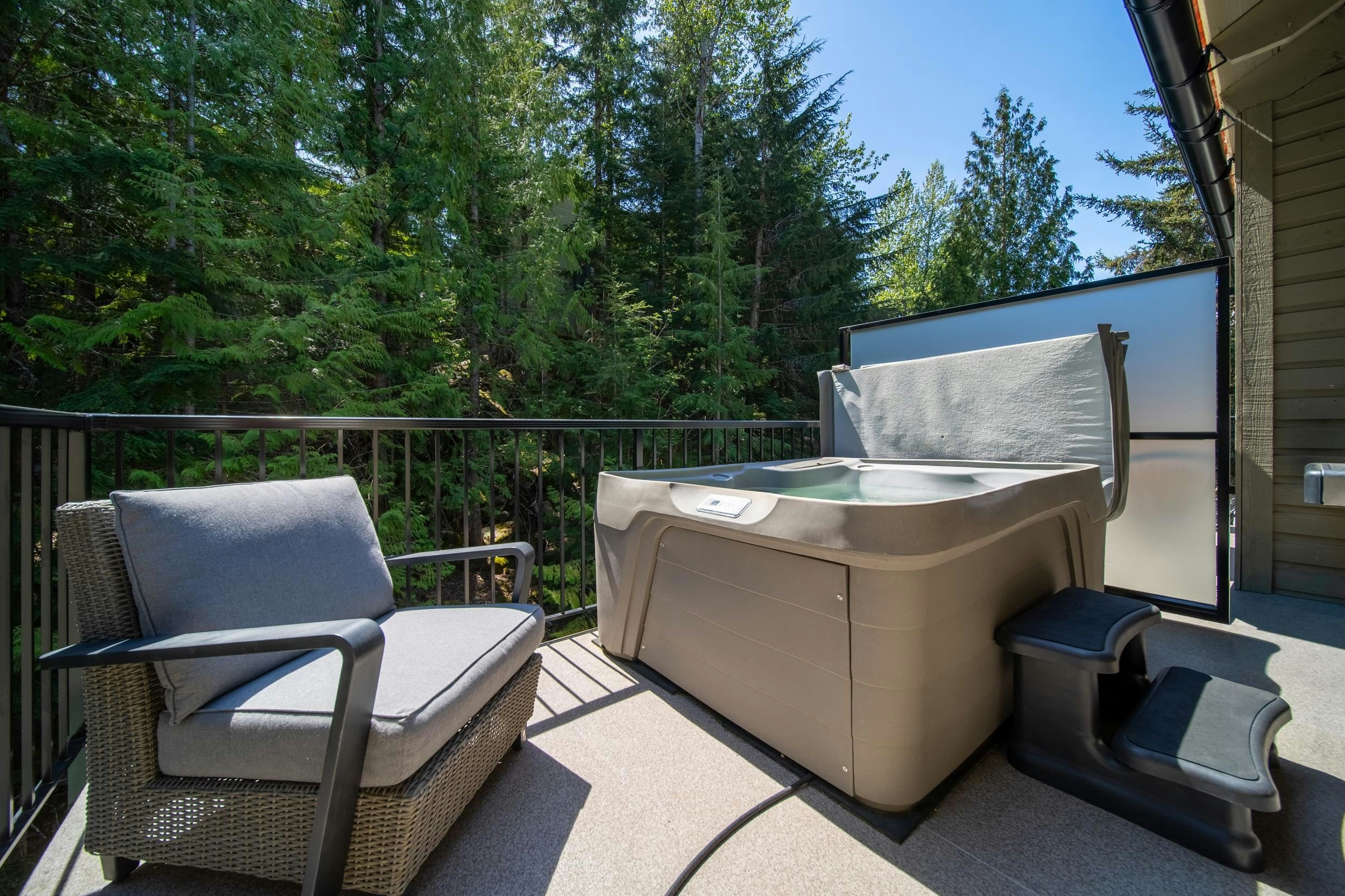 3A-2230 Eva Lake Road, Whistler, BC, V8E 0M5 - 3