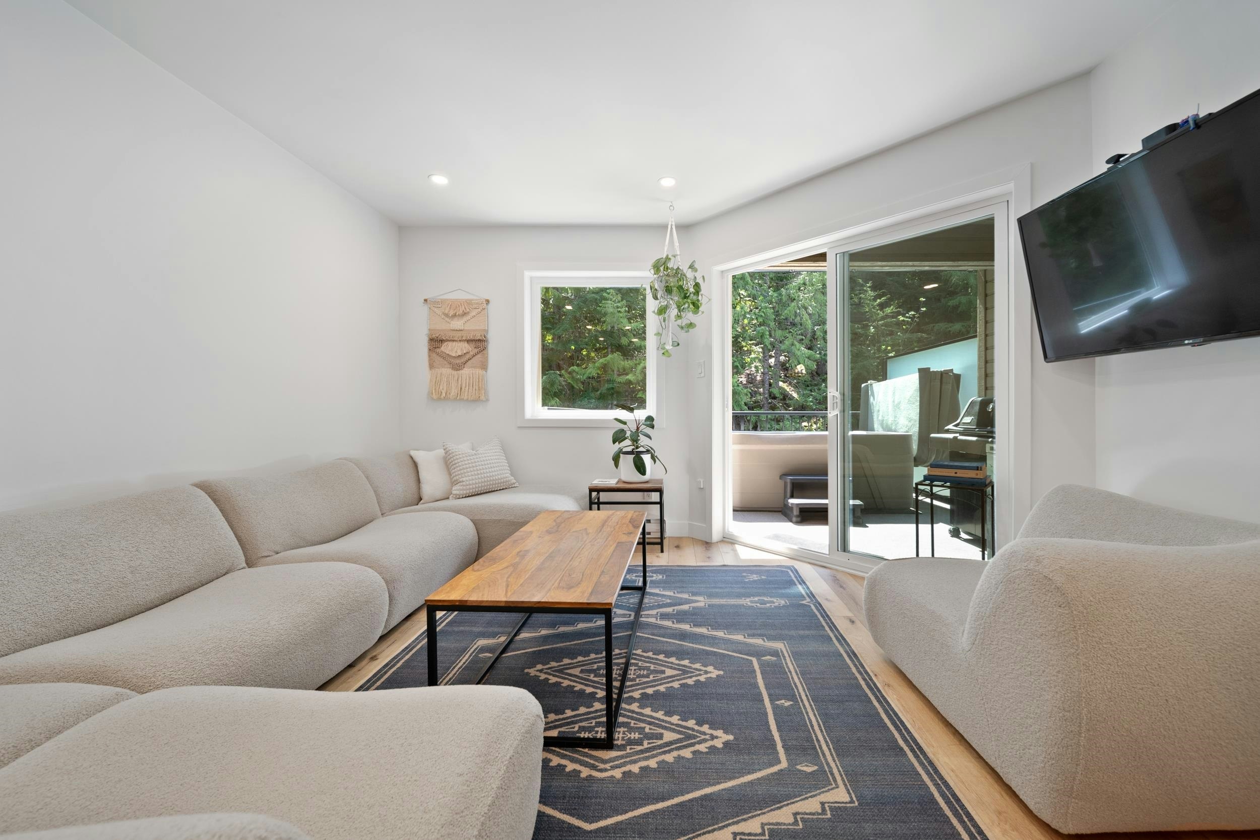 3A-2230 Eva Lake Road, Whistler, BC, V8E 0M5 - 2