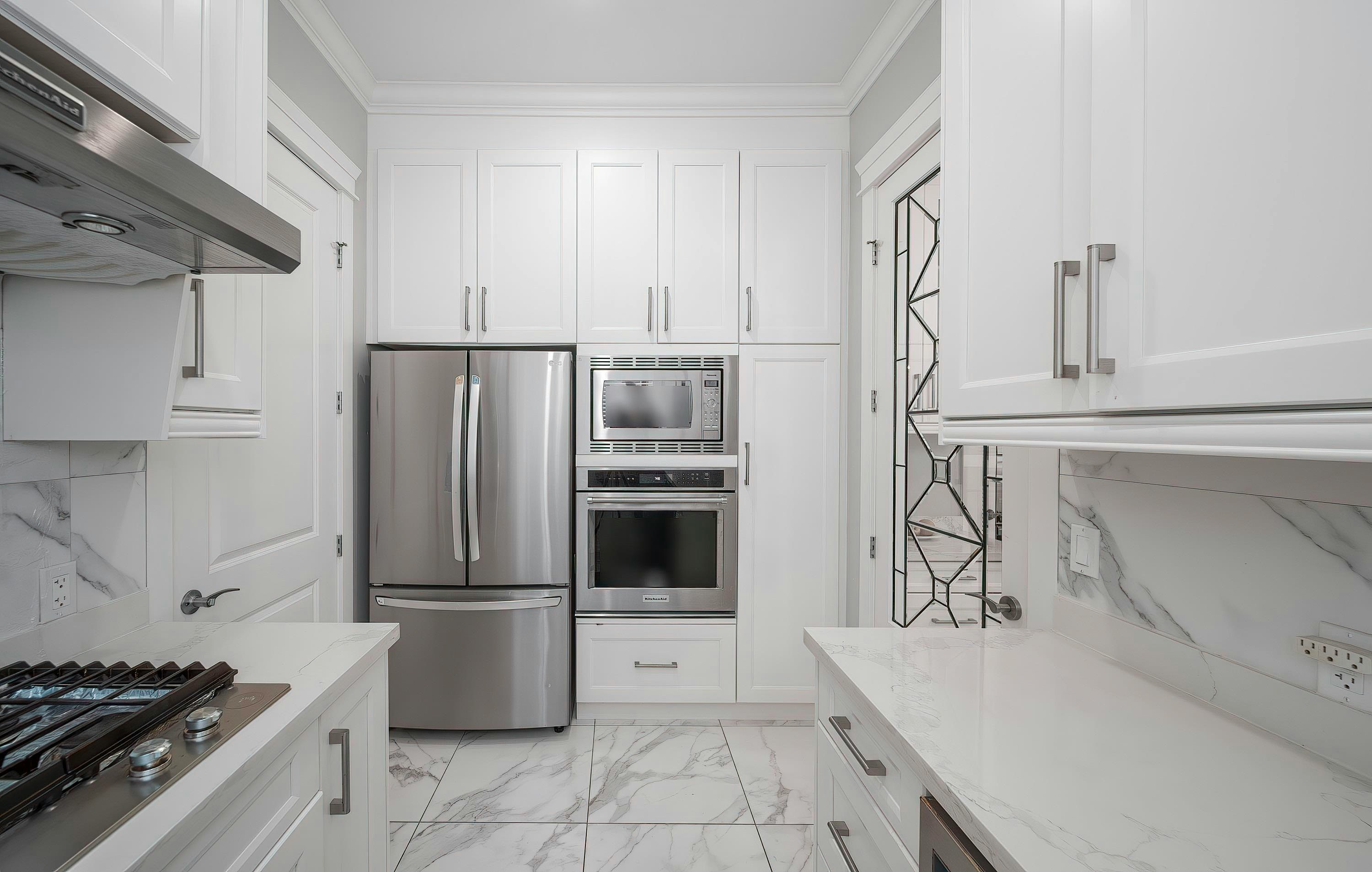 8351 Leslie Road, Richmond, BC, V6X 1E4 - 12