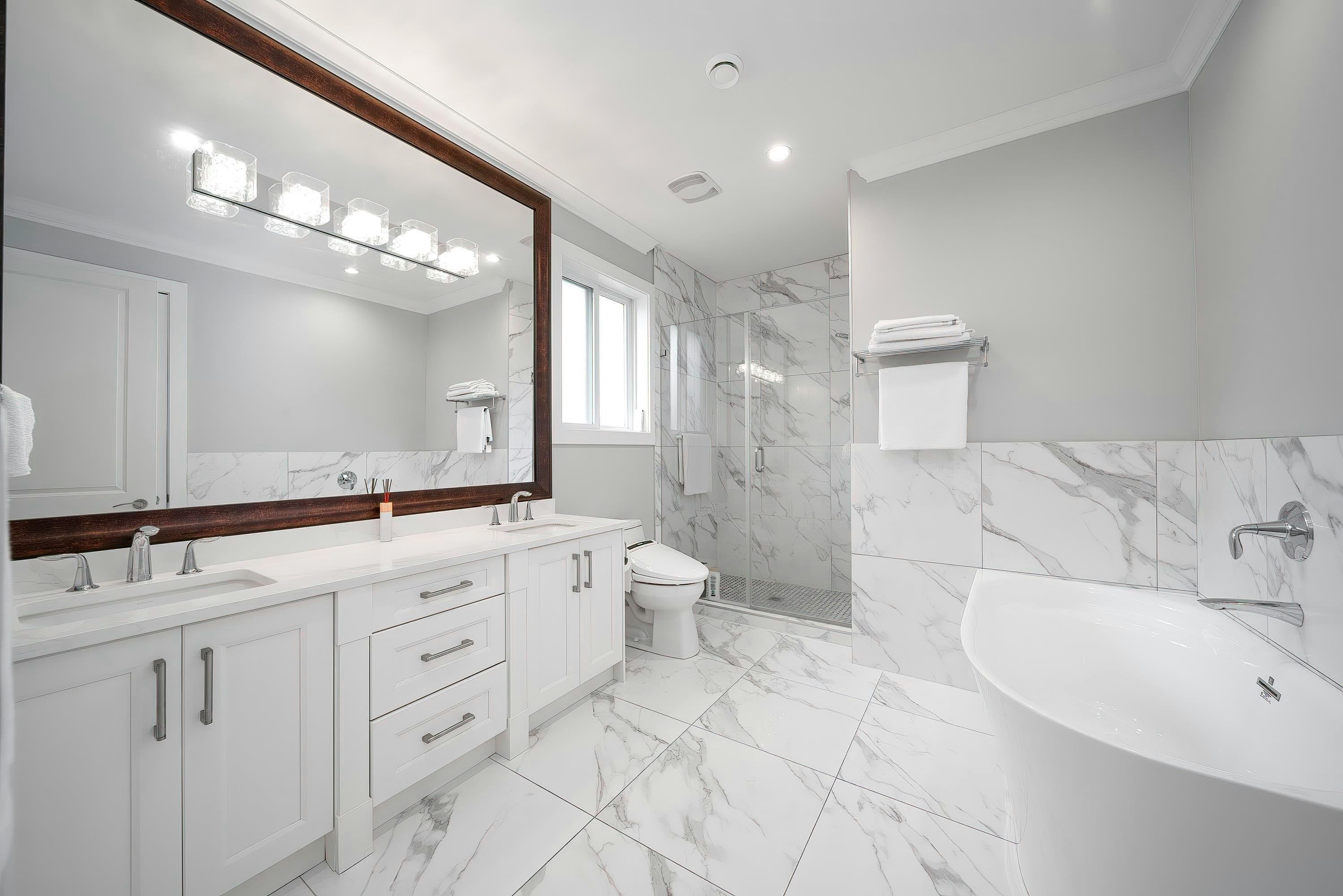 8351 Leslie Road, Richmond, BC, V6X 1E4 - 14