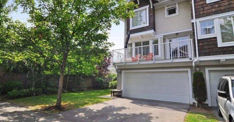 20760 Duncan Way, Langley, BC, V3A 9J6 - 2