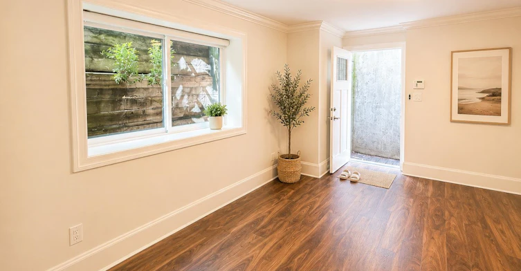B-2937 Edgemont Boulevard, North Vancouver, BC, V7R 2N3 - 3