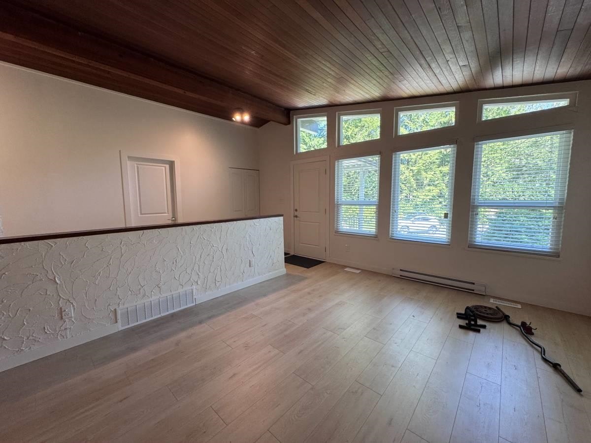12193 Rothsay St, Maple Ridge, BC, V2W 1E2 - 6