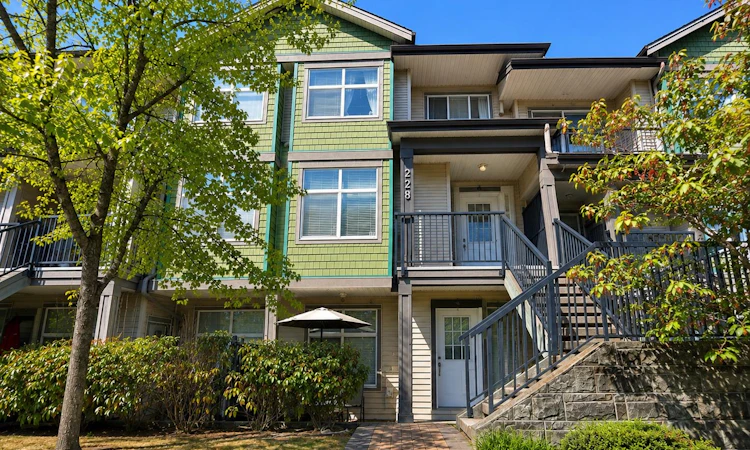 228-7333 16th Avenue
