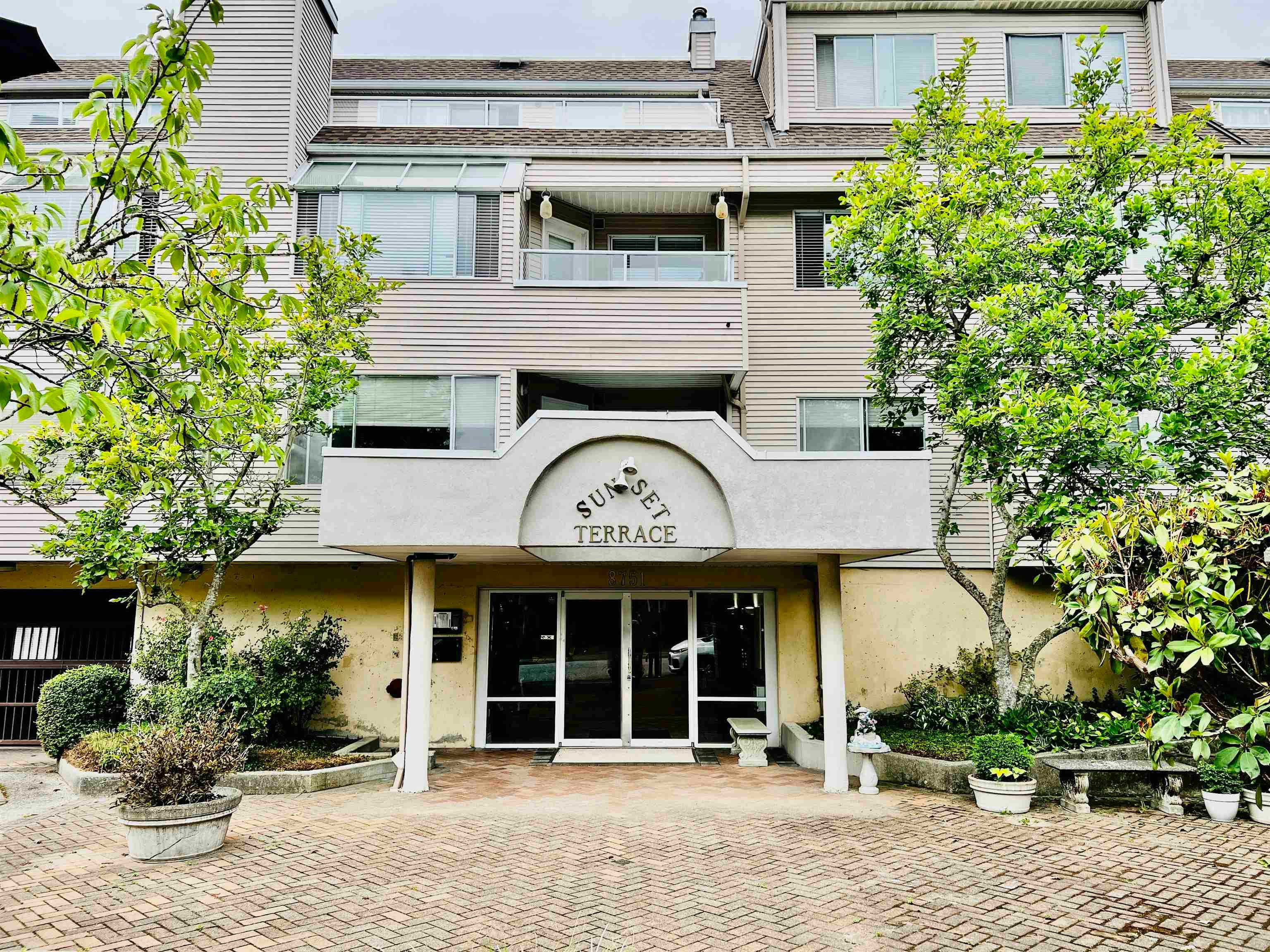 215-8751 General Currie Road, Richmond, BC, V6Y 3T7