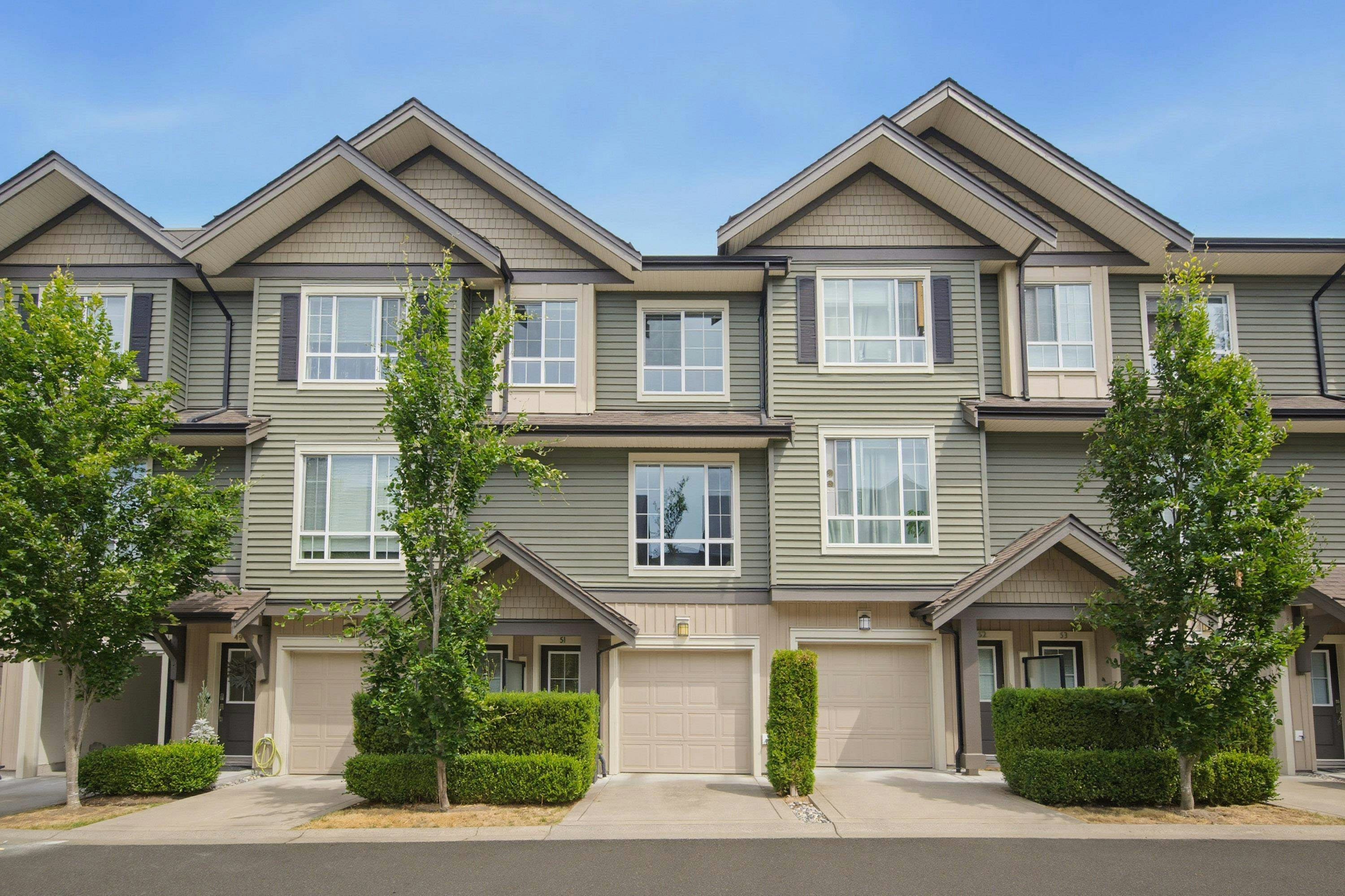 51-4967 220 Street, Langley, BC, V3A 0G3