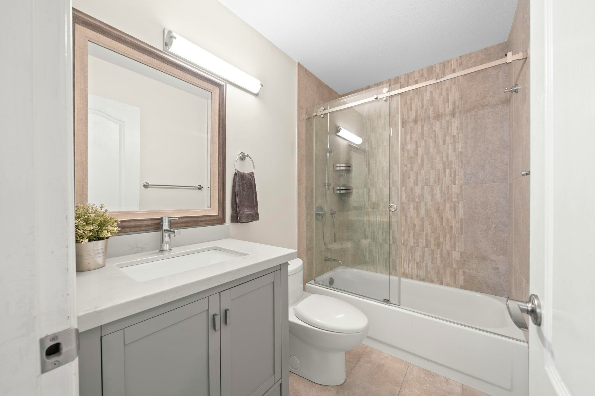 24-6100 Woodwards Road, Richmond, BC, V7E 6G7 - 28