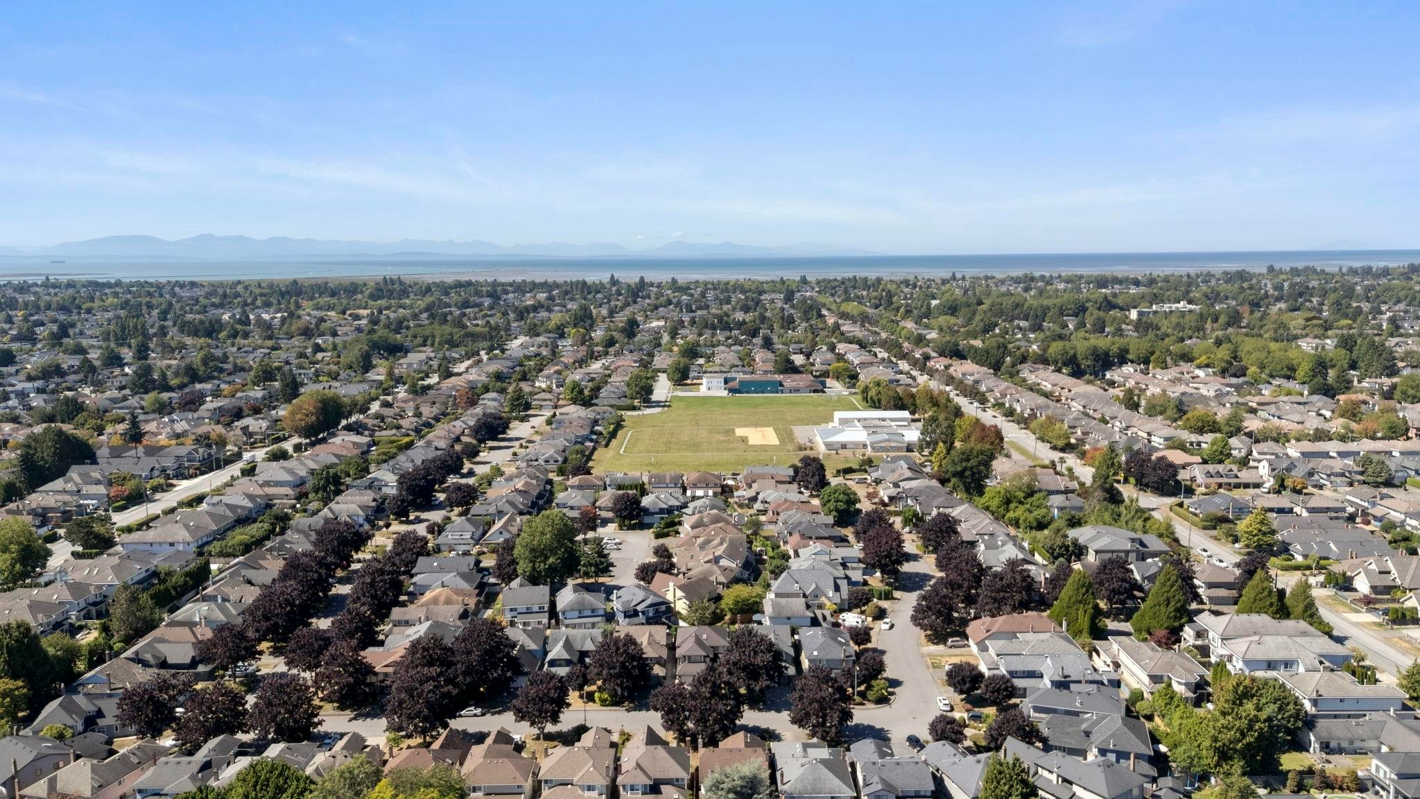 24-6100 Woodwards Road, Richmond, BC, V7E 6G7 - 37