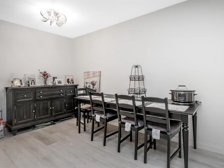 307-15268 100 Avenue, Surrey, BC, V3R 7V1 - 7