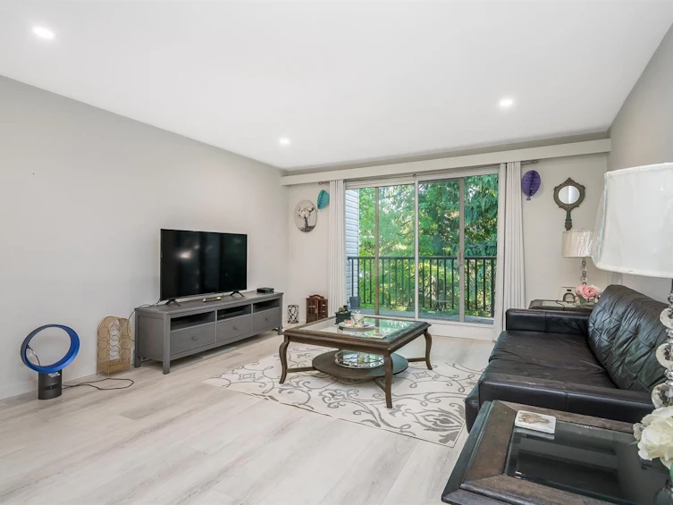 307-15268 100 Avenue, Surrey, BC, V3R 7V1 - 11