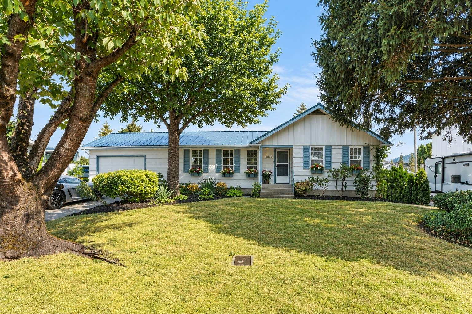 6820 Casabello Drive, Chilliwack, BC, V2R 2R3