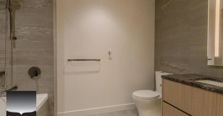 102-777 Harbour Way, North Vancouver, BC, V5T 4R4 - 15