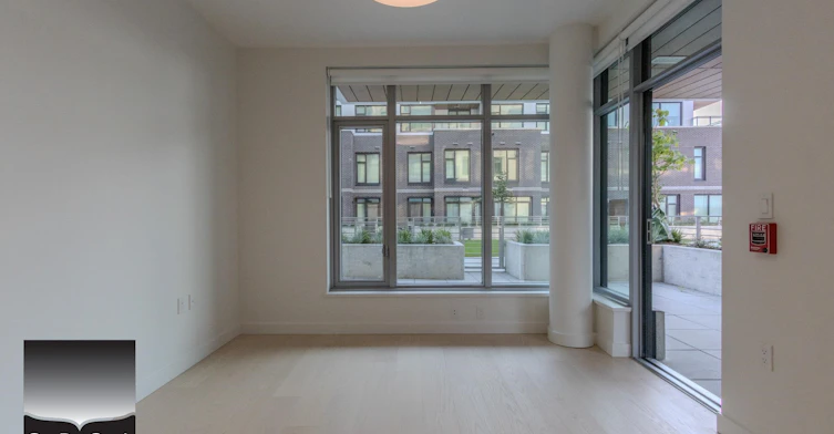 102-777 Harbour Way, North Vancouver, BC, V5T 4R4 - 3