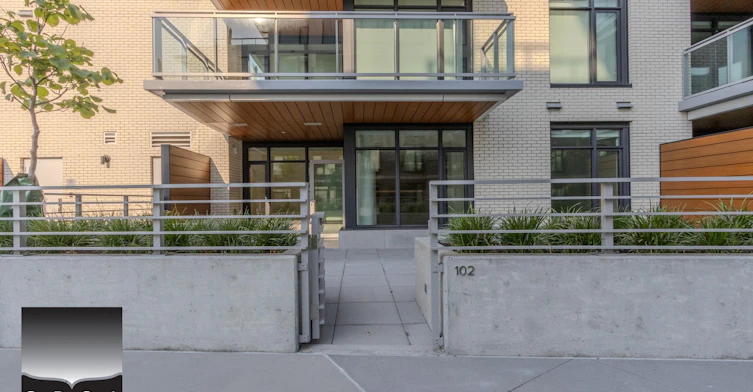 102-777 Harbour Way, North Vancouver, BC, V5T 4R4 - 2