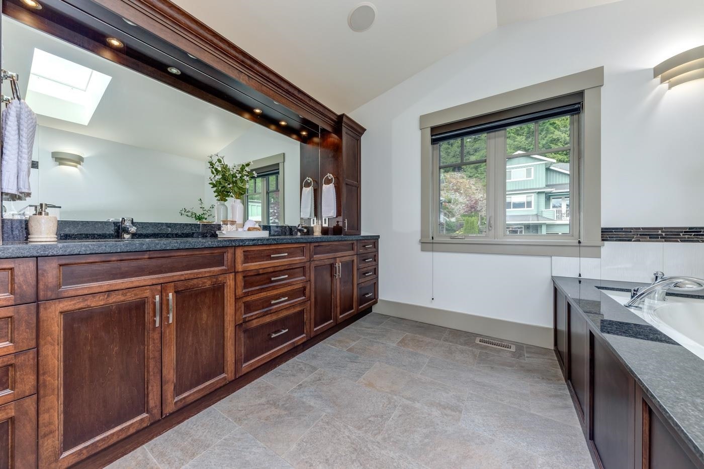 41155 Rockridge Place, Squamish, BC, V8B 0S4 - 24