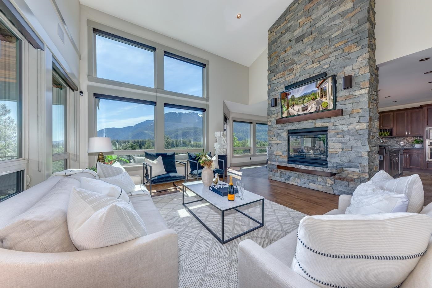 41155 Rockridge Place, Squamish, BC, V8B 0S4 - 3