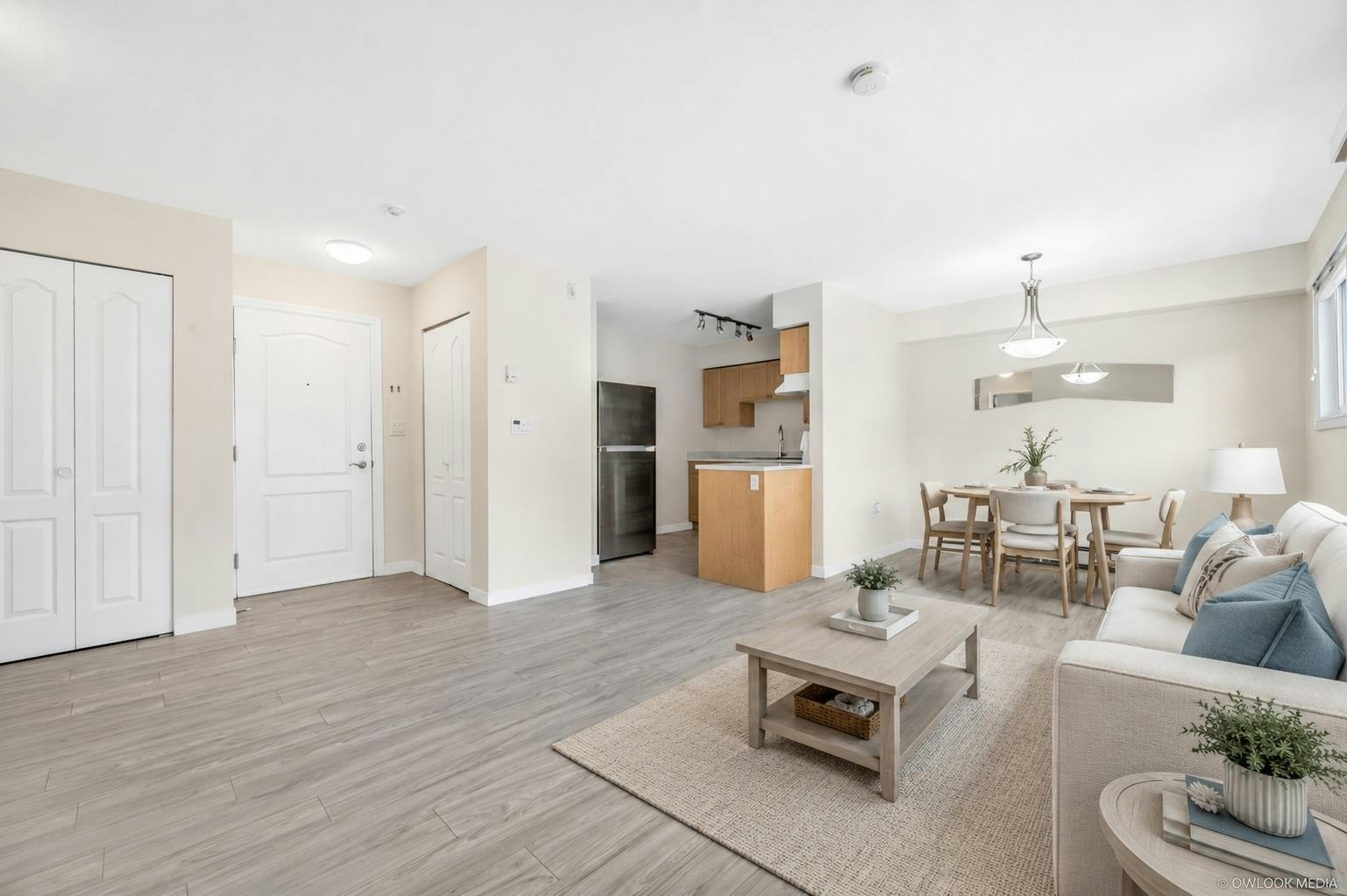 103-14881 Marine Drive Drive, Surrey, BC, V4B 1C2