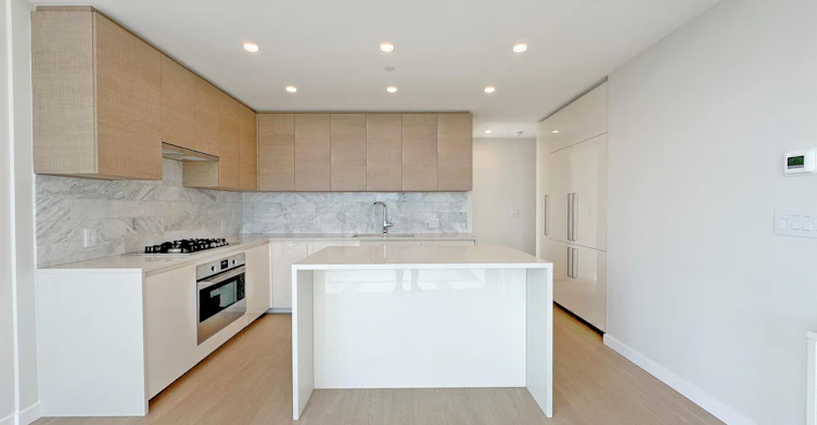 4004-2186 Gilmore Place Avenue, Burnaby, BC, V5C 0N7 - 8
