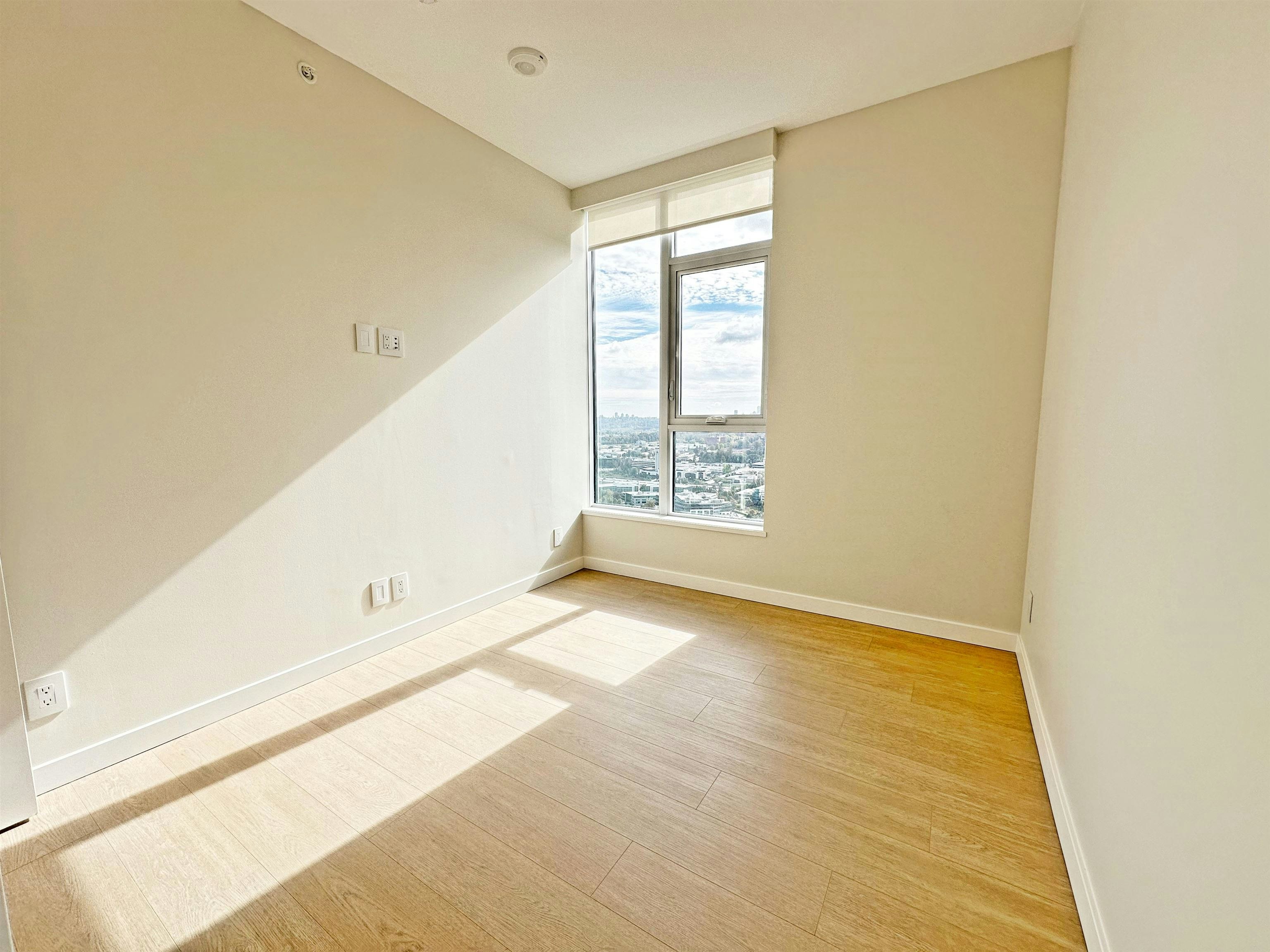 4004-2186 Gilmore Place Avenue, Burnaby, BC, V5C 0N7 - 16