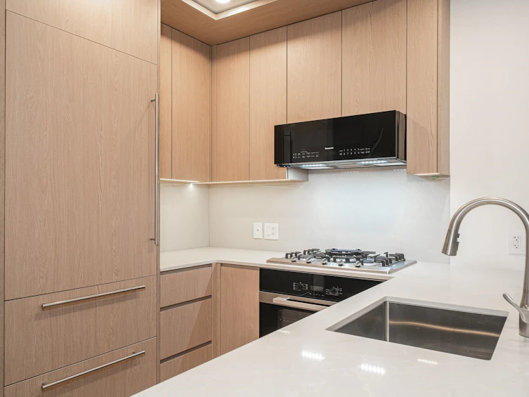 107-5212 Cambie Street, Vancouver, BC, V5Z 2Z7 - 8