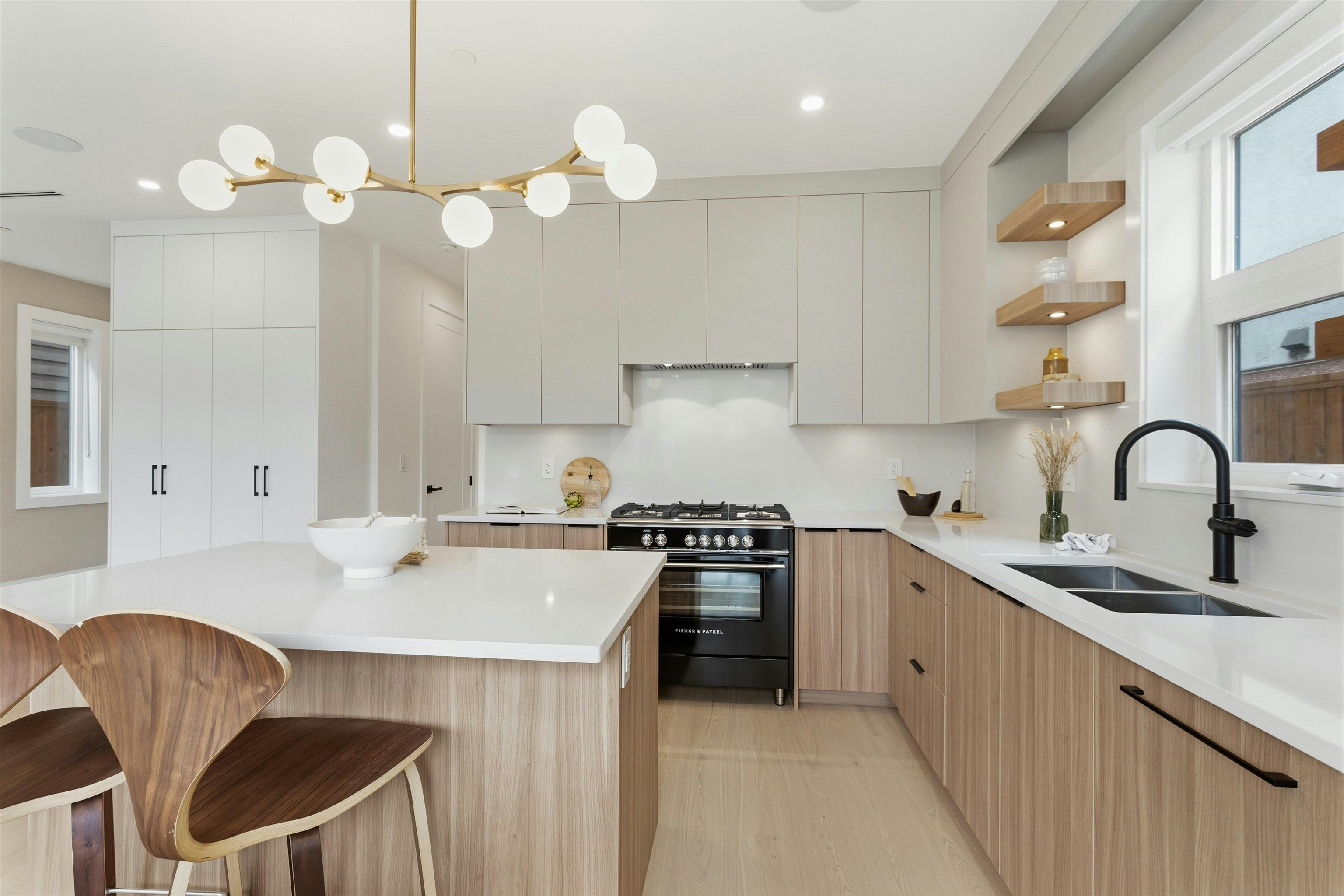 2-2258 Napier Street, Vancouver, BC, V5L 2P2