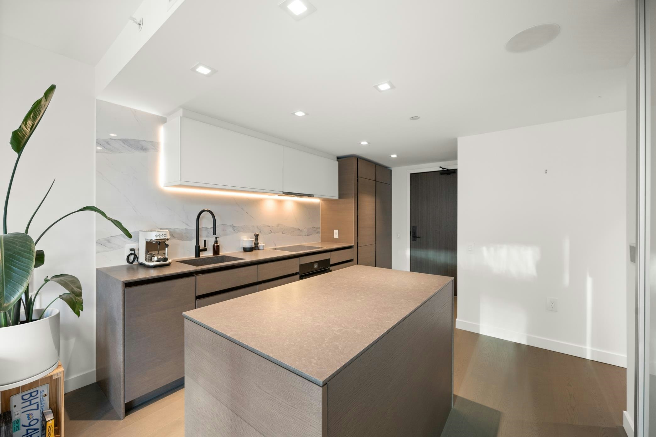 1404-620 Cardero Street, Vancouver, BC, V6G 0C7 - 9