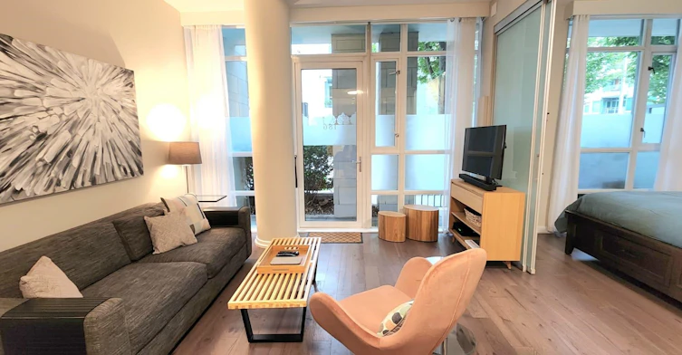 186 Athletes Way, Vancouver, BC, V5Y 0B5 - 4