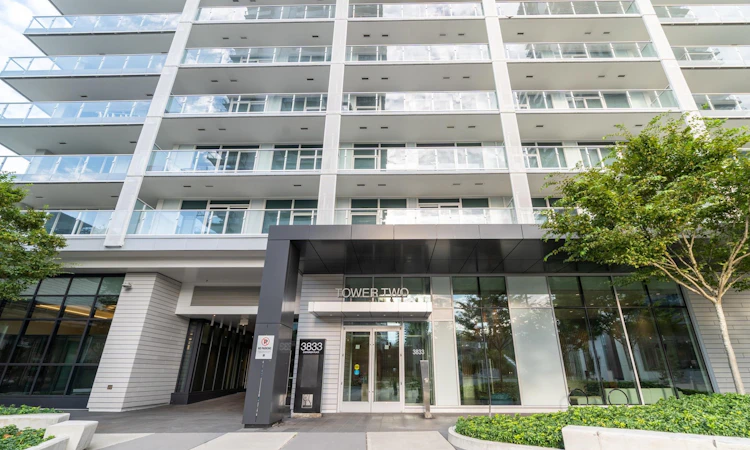 302-3833 Evergreen Place