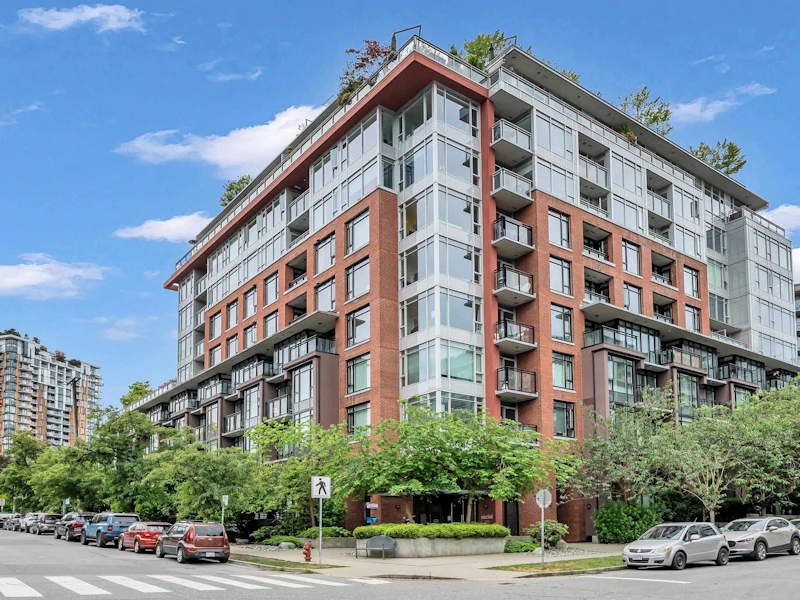 208 - 2321 Scotia Street, Vancouver BC V5T 0A8