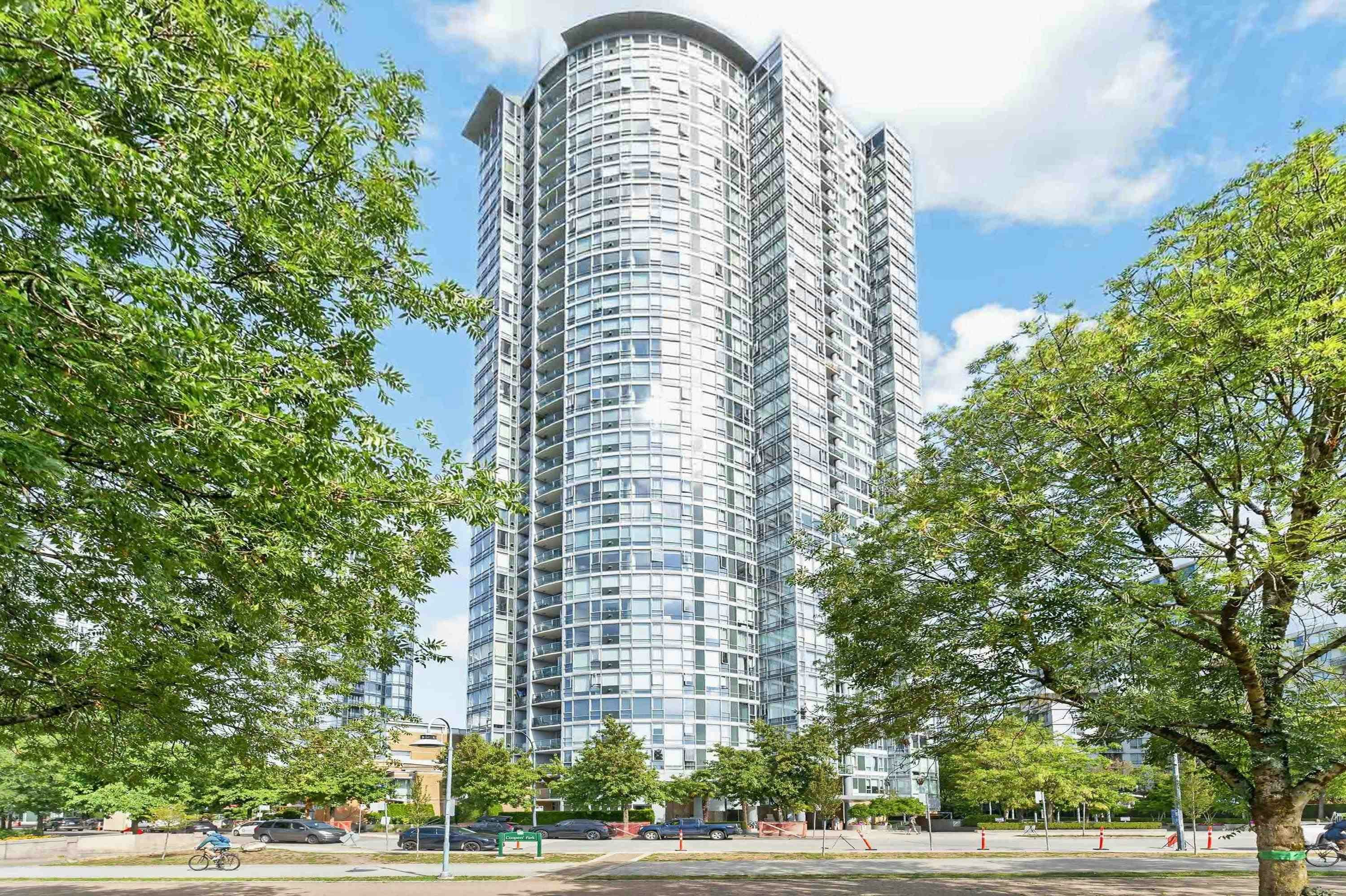 3607-1033 Marinaside Crescent, Vancouver, BC, V6Z 3A3