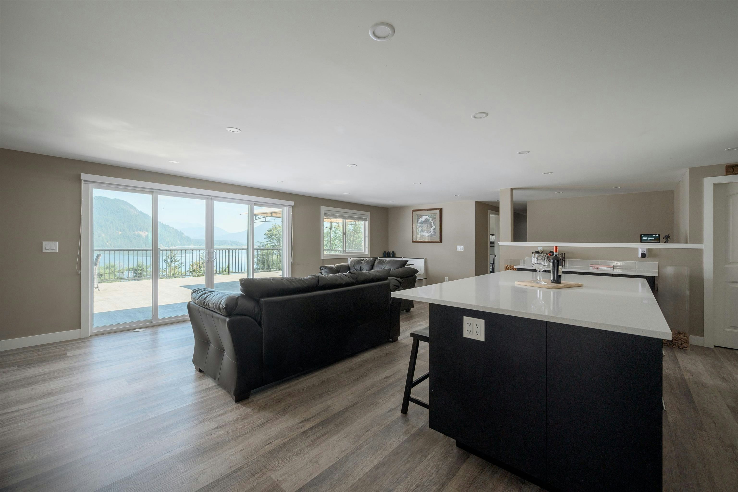 44390 Bayview Road - 5