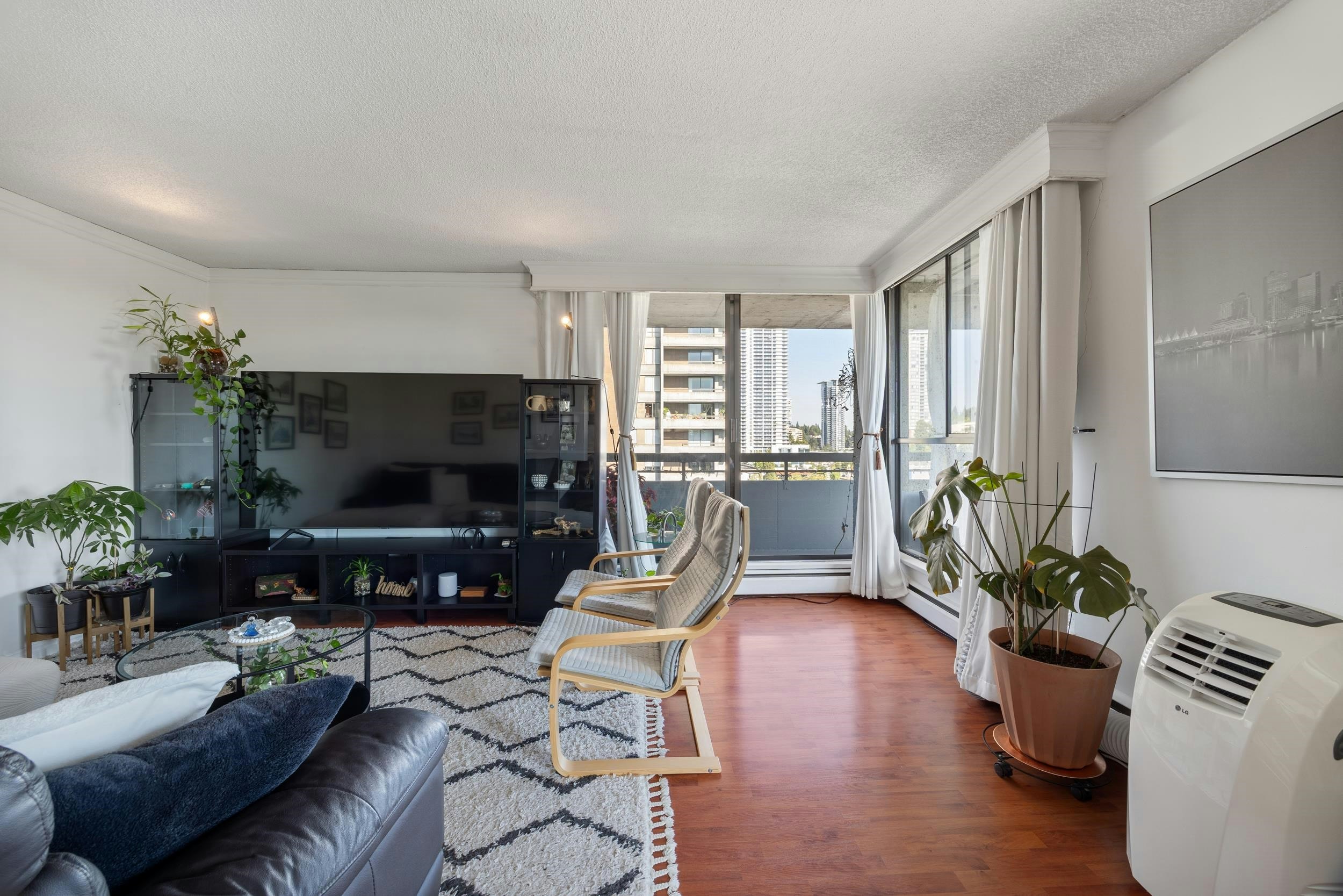 1003-3737 Bartlett Court, Burnaby, BC, V3J 7E3 - 7