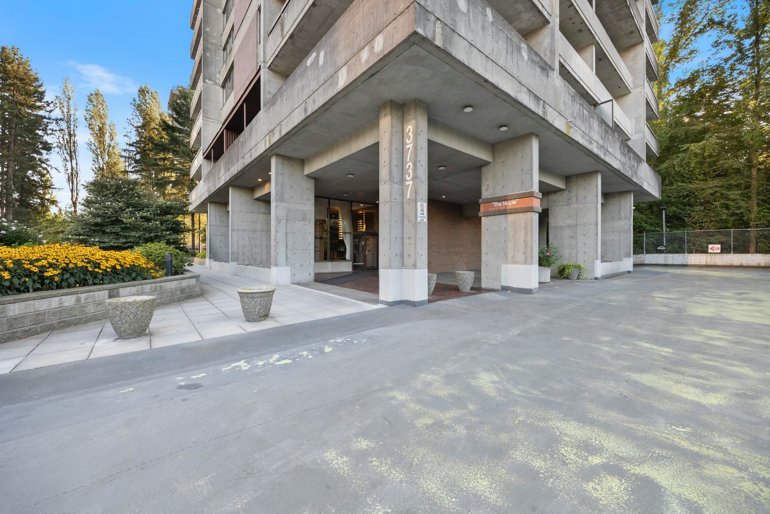 1003-3737 Bartlett Court - 2