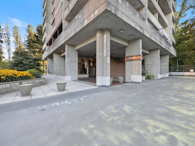 1003-3737 Bartlett Court - 2