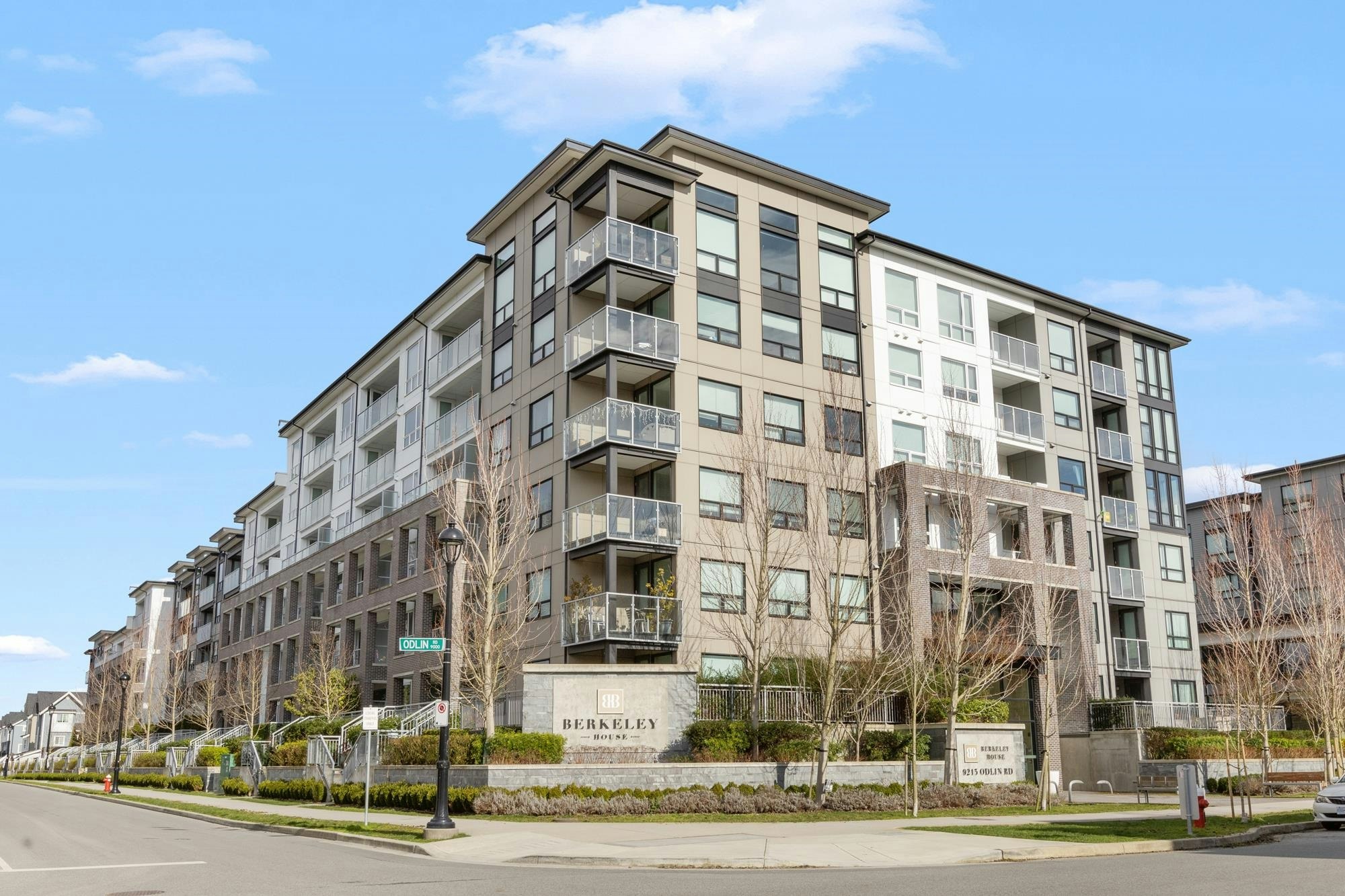 422-9213 Odlin Road, Richmond, BC, V6X 0V5