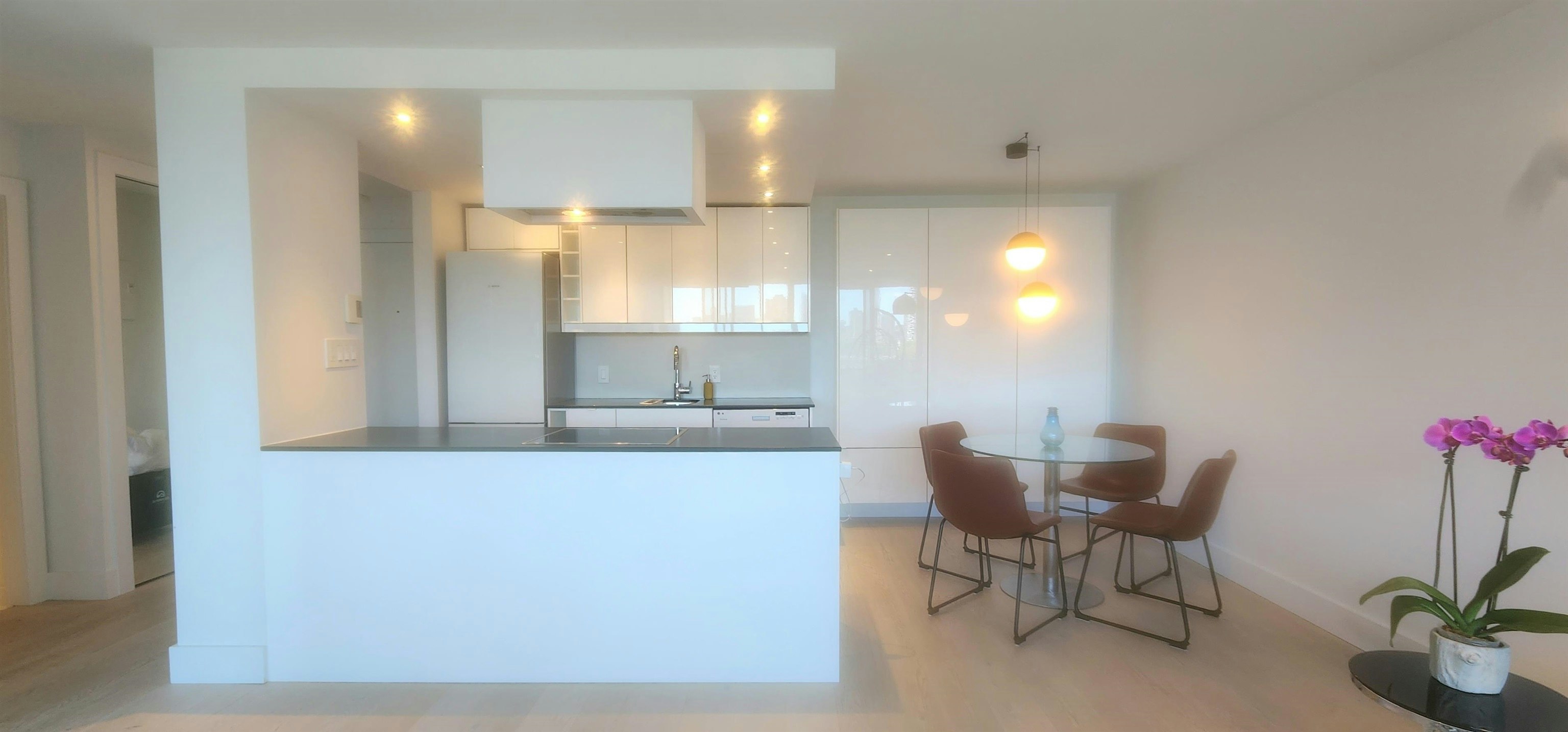 1806-1725 Pendrell Street, Vancouver, BC, V6G 2X7 - 4