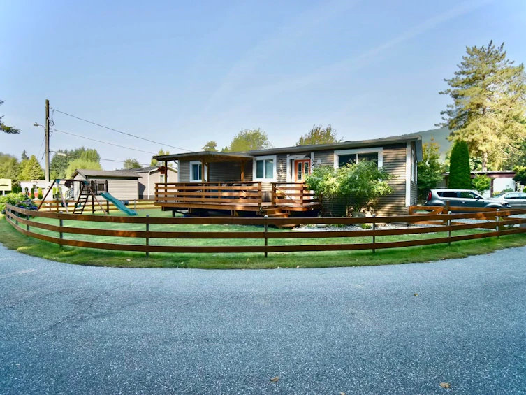 39-1413 Sunshine Coast Highway, Gibsons, BC, V0N 1V5 - 4