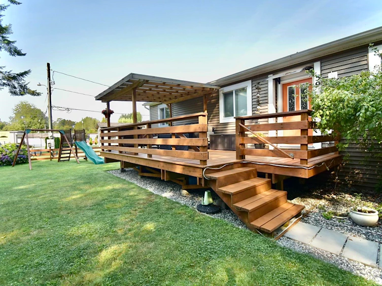 39-1413 Sunshine Coast Highway, Gibsons, BC, V0N 1V5
