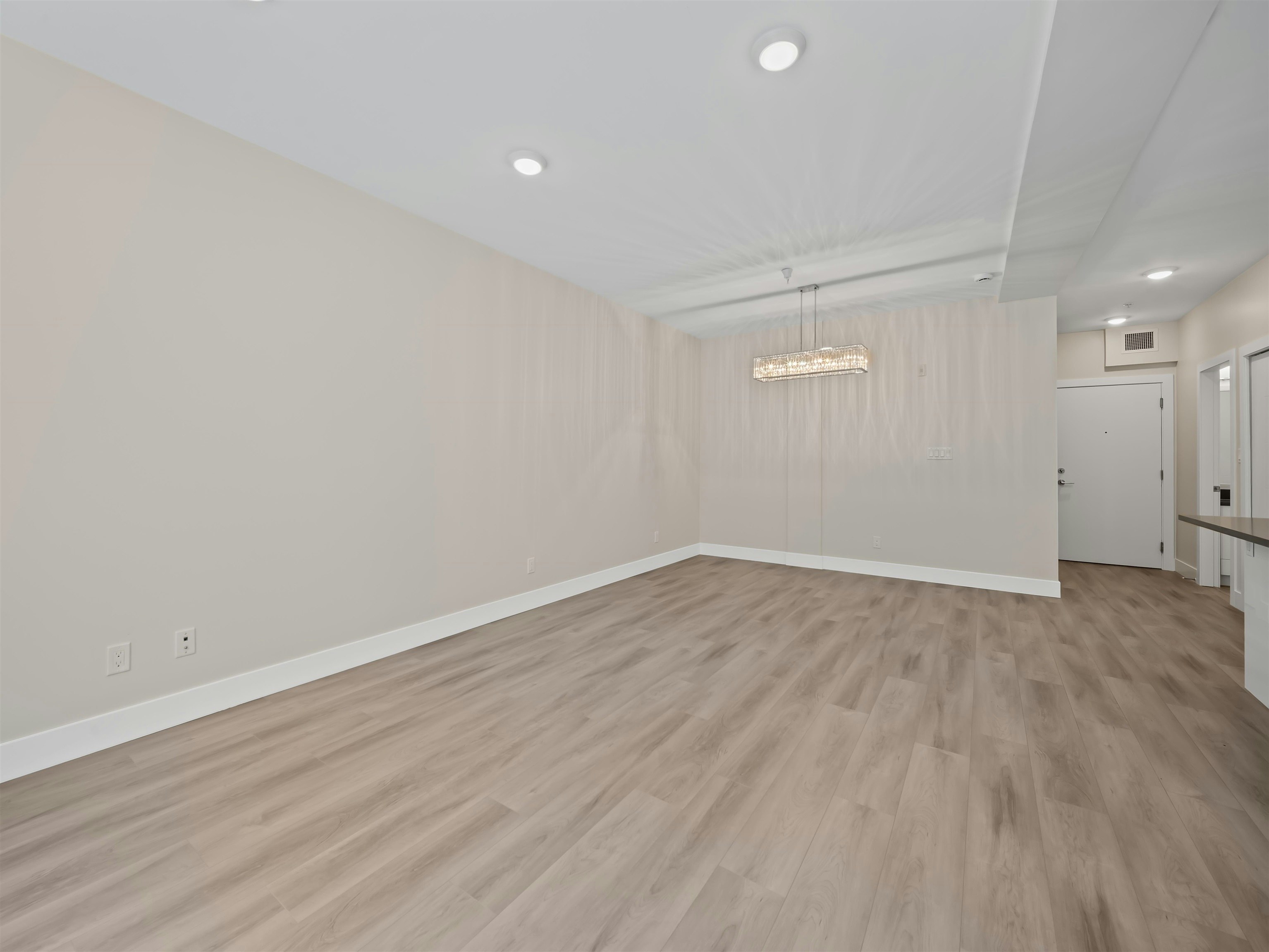 118-15351 101 Avenue, Surrey, BC, V3R 0G2 - 14