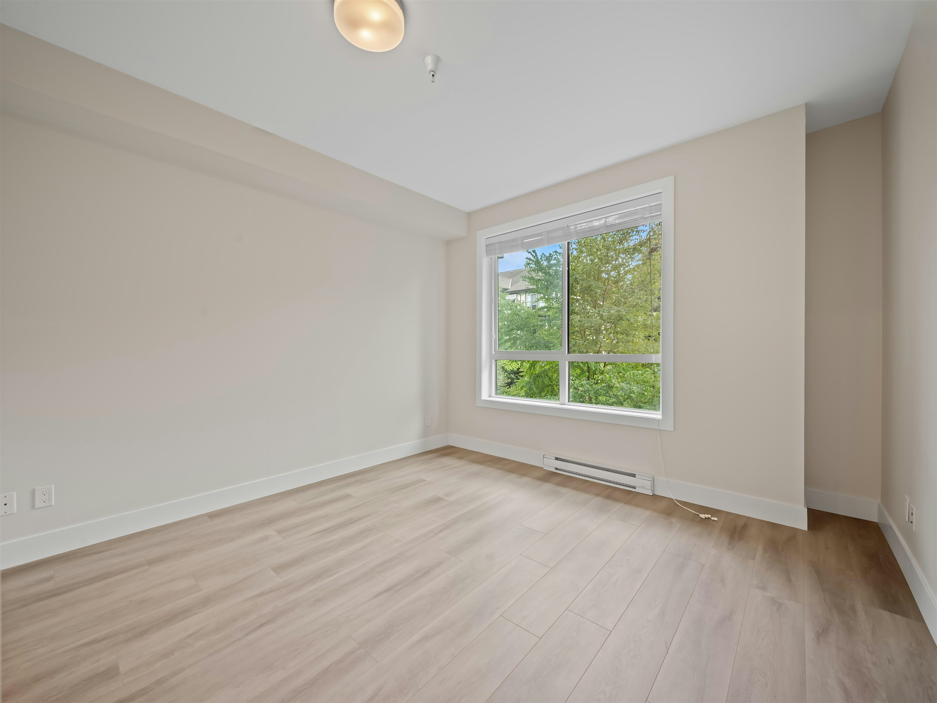 118-15351 101 Avenue, Surrey, BC, V3R 0G2 - 24