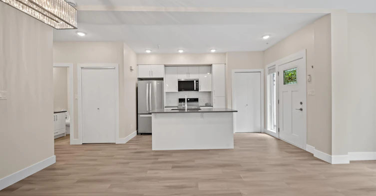 118-15351 101 Avenue, Surrey, BC, V3R 0G2 - 12