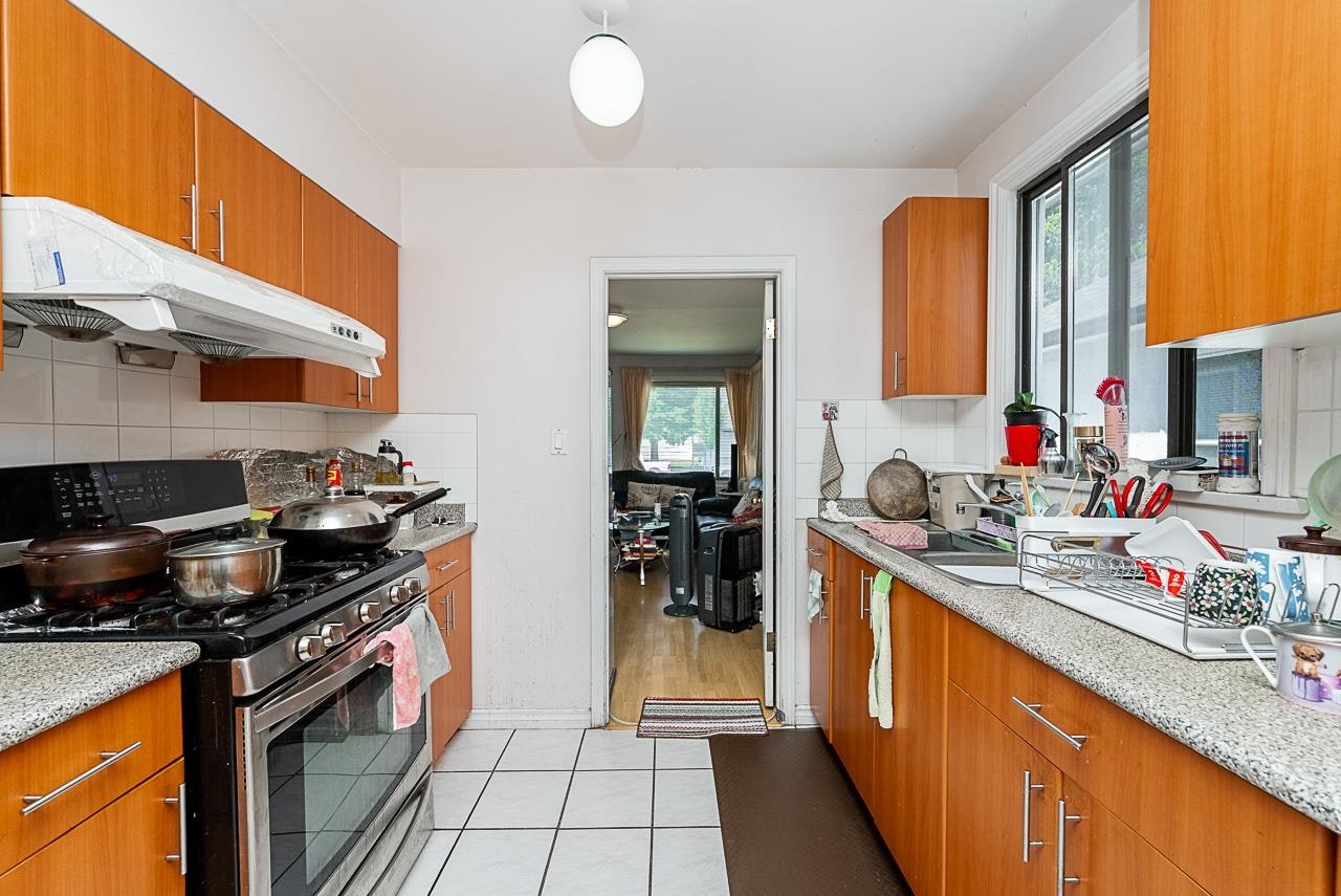 942 Nanaimo Street, Vancouver, BC, V5L 4S9 - 6