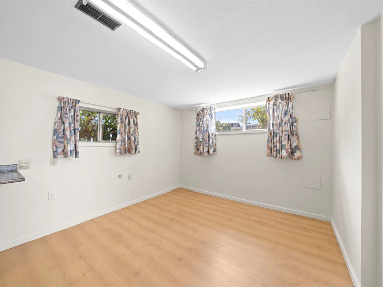 942 Nanaimo Street, Vancouver, BC, V5L 4S9 - 13