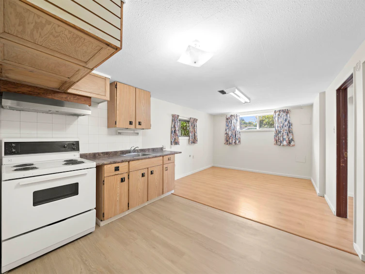 942 Nanaimo Street, Vancouver, BC, V5L 4S9 - 16