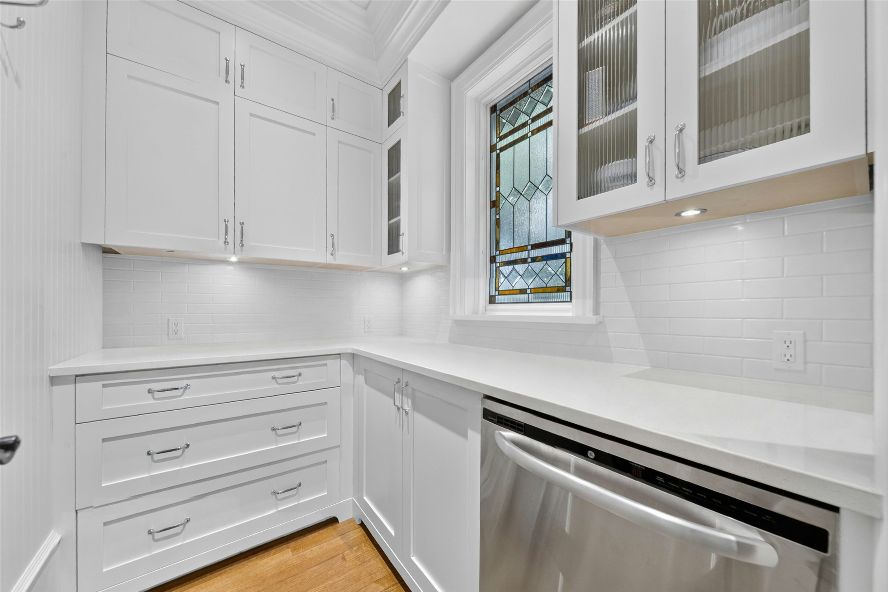 2937 W 45th Avenue, Vancouver, BC, V6N 3L6 - 11