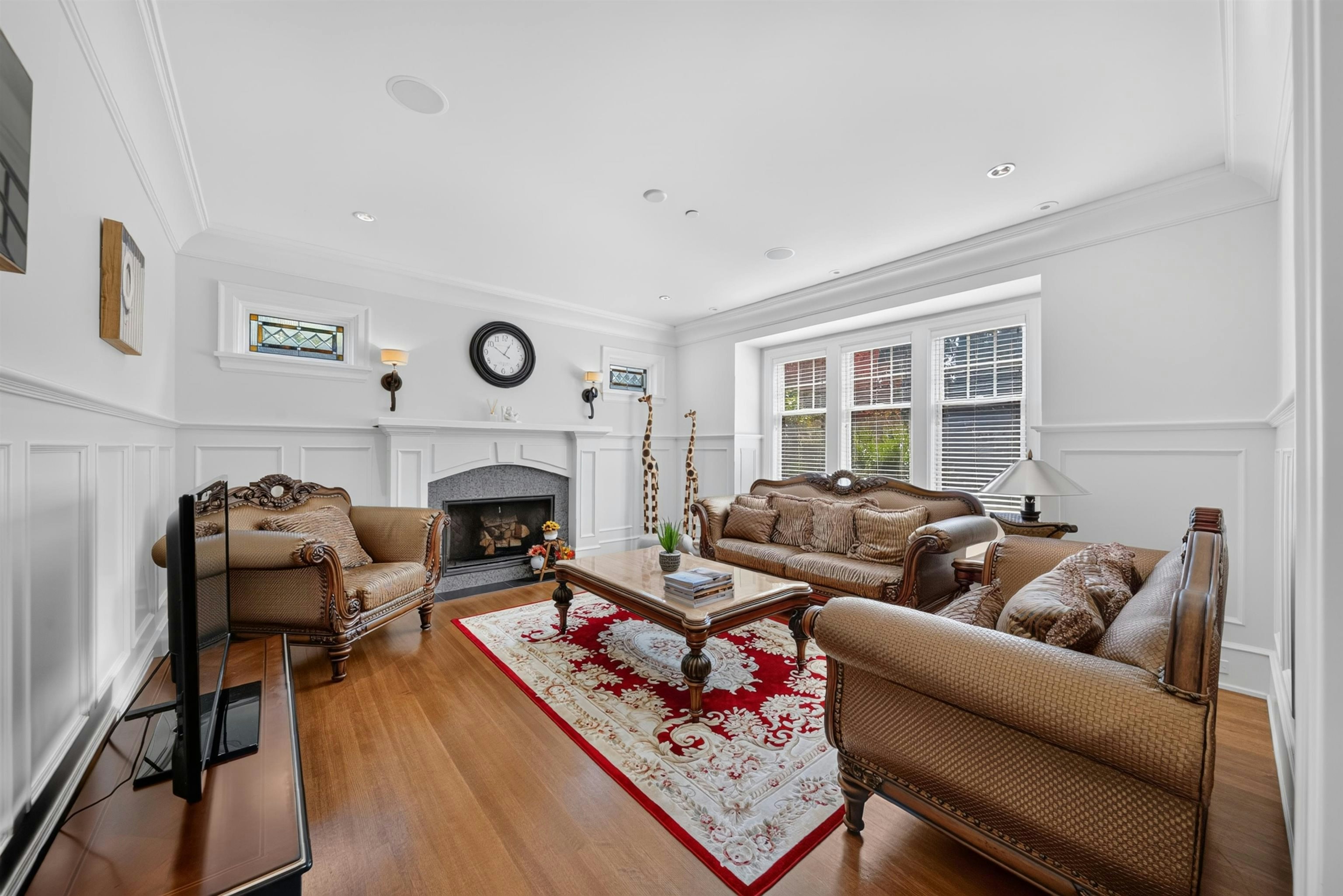 2937 W 45th Avenue, Vancouver, BC, V6N 3L6 - 3