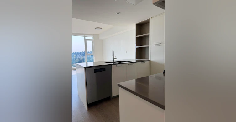 2506-1401 Hunter Street, North Vancouver, BC, V7J 0E2 - 4