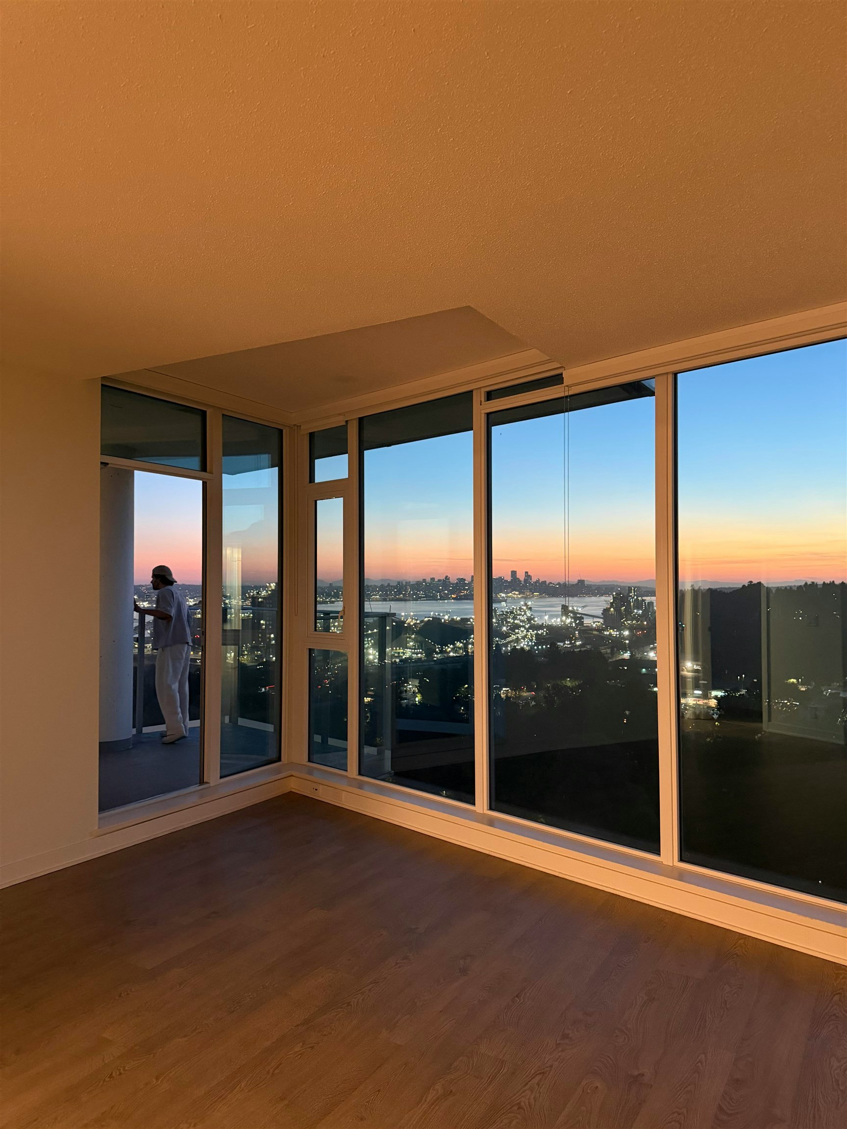 2506-1401 Hunter Street, North Vancouver, BC, V7J 0E2 - 24