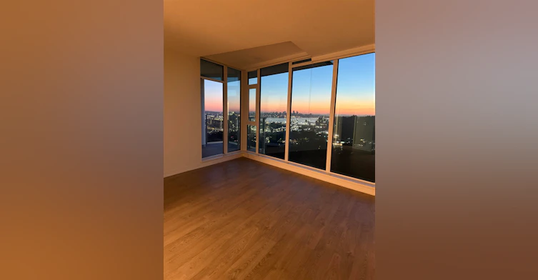 2506-1401 Hunter Street, North Vancouver, BC, V7J 0E2 - 2